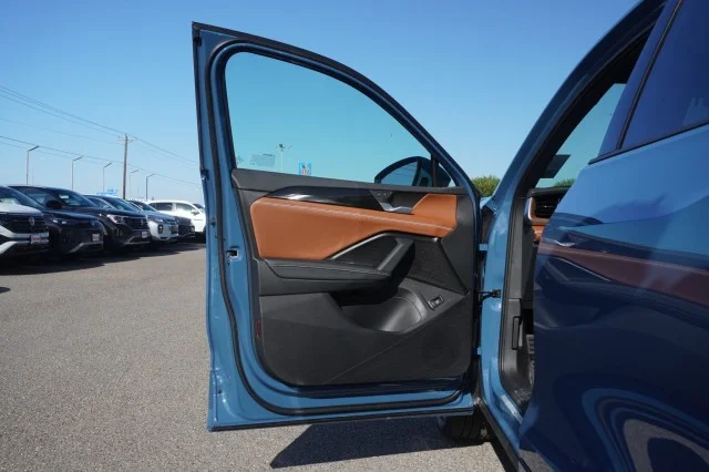 New 2026 Monterey Blue Pearl Volkswagen 2.0T SEL R-Line Turbo image 15