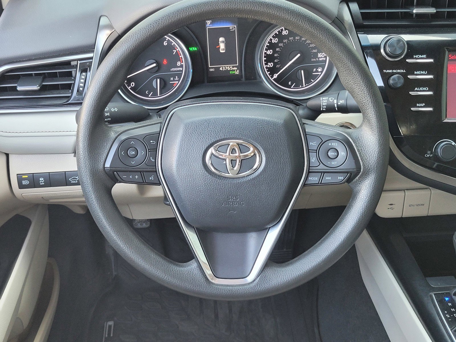 Used 2019 Red Toyota  image 13