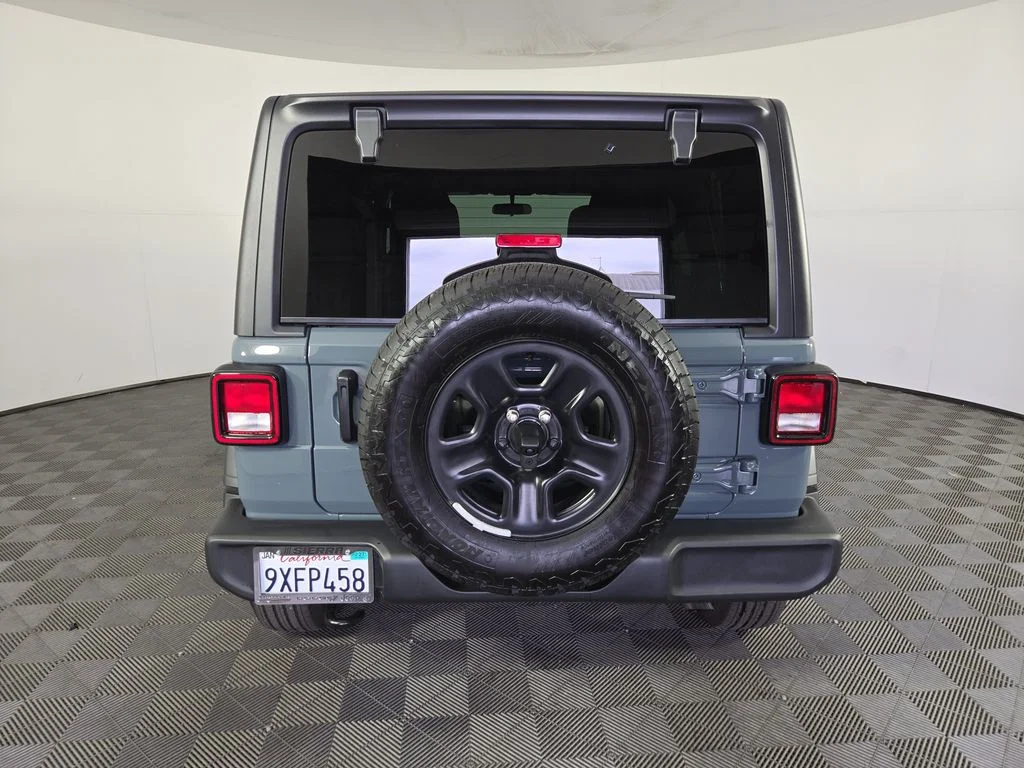 Used 2026 Gray Jeep Sport image 5