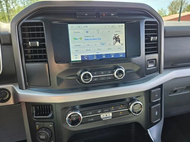 Used 2023 Blue Ford XLT image 23