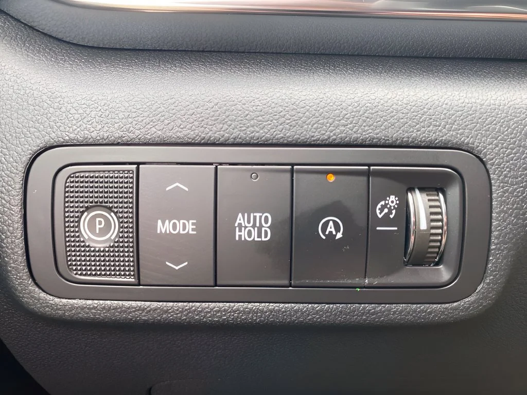 New 2027 Sterling Metallic GMC Elevation image 17