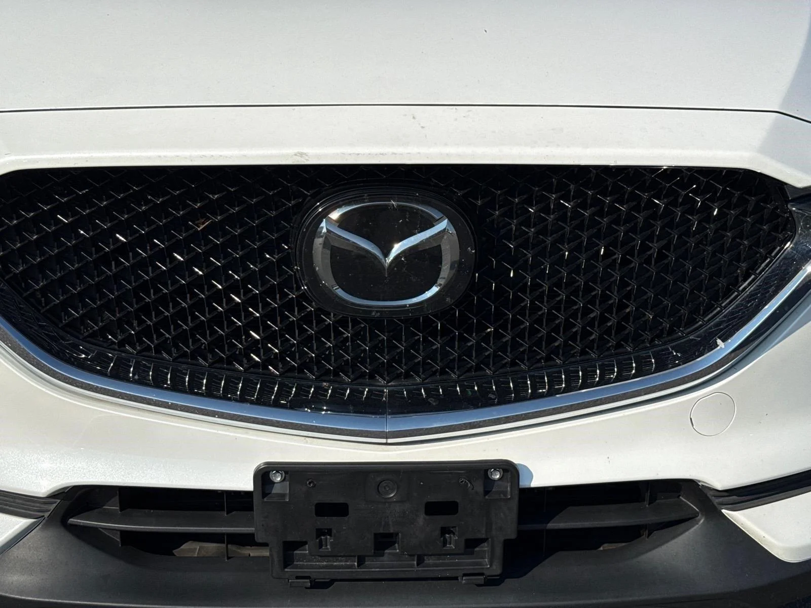 Used 2020 Snowflake White Pearl Mica Mazda Touring image 25