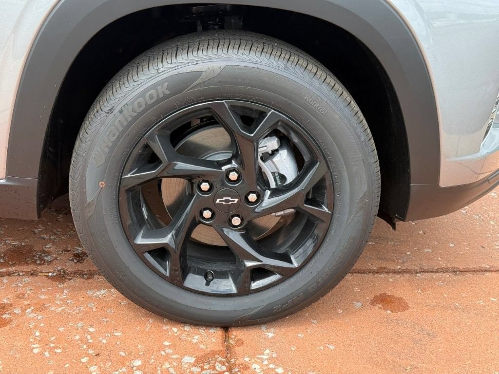 2026 Chevrolet Trax LT - Photo 7
