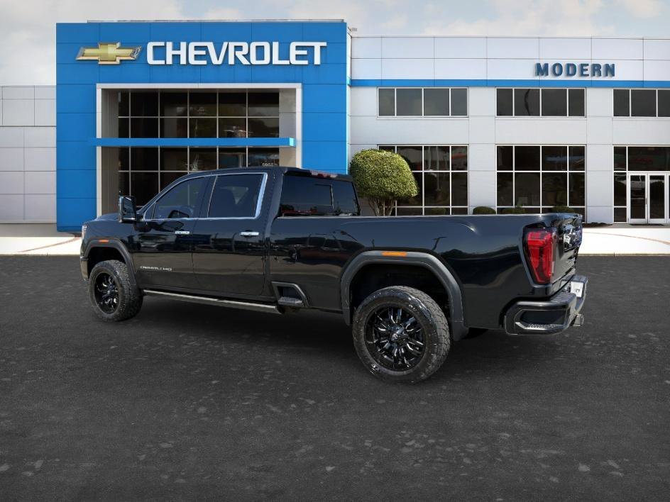 Used 2021 Ebony Twilight Metallic GMC Denali image 3
