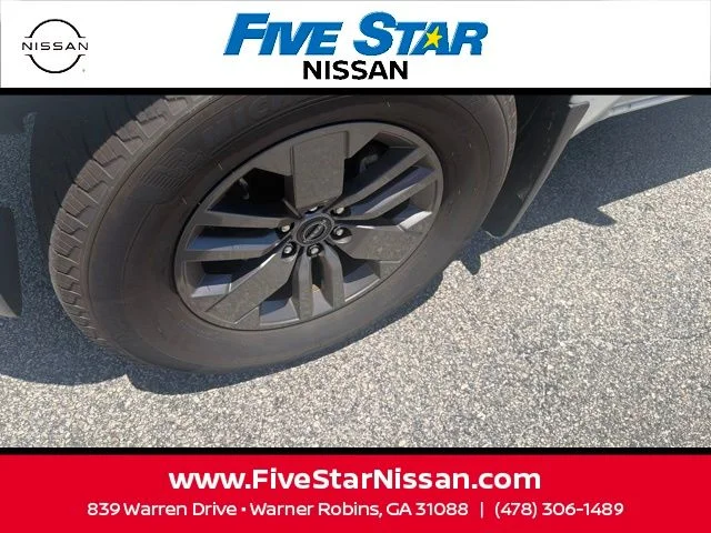 Used 2025 White Nissan SV image 25