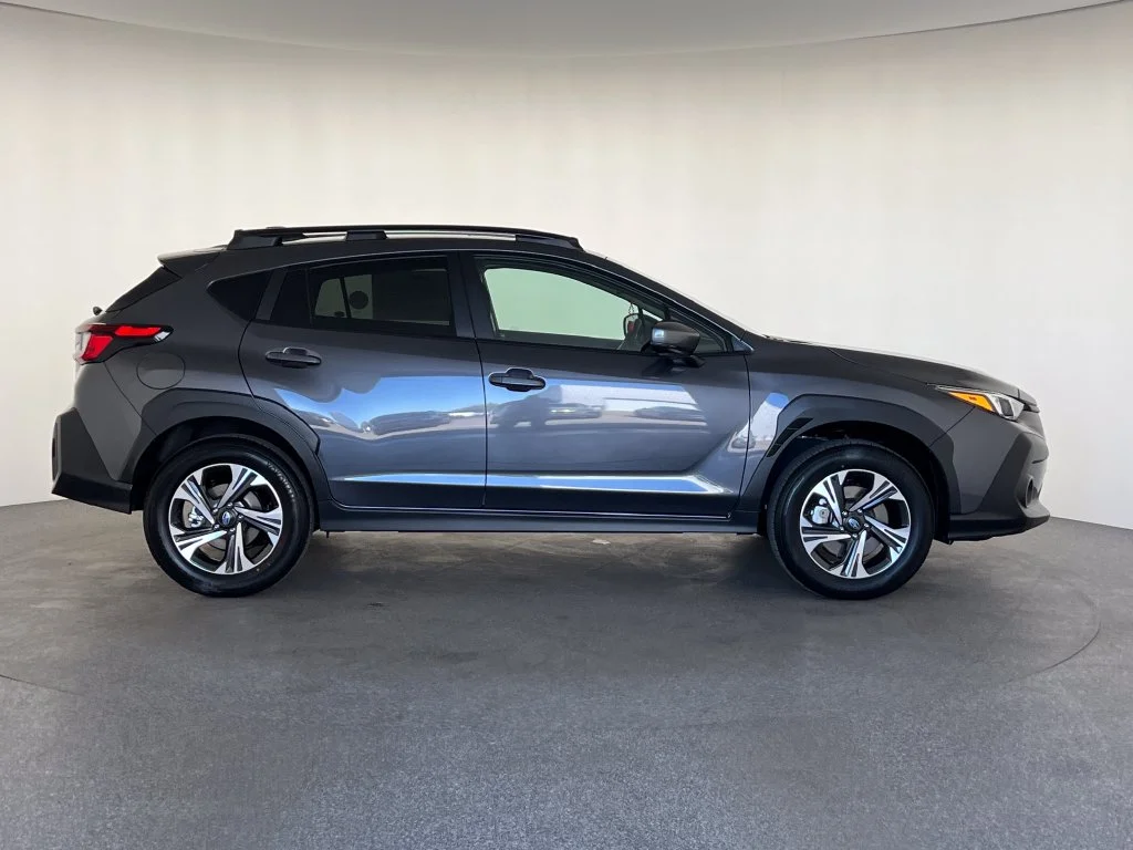 New 2026 MAGNETITE GRAY PEARL Subaru Premium image 2