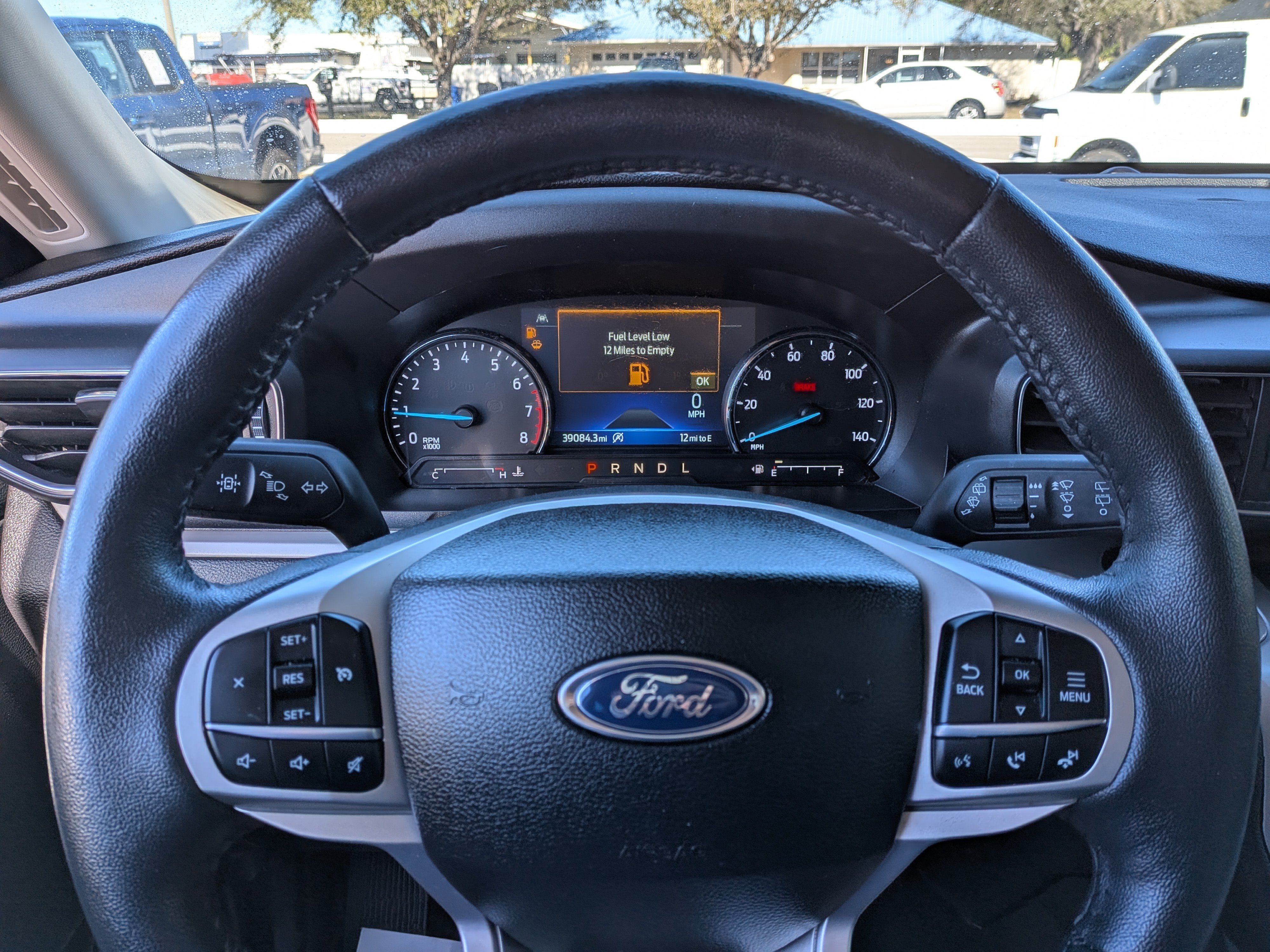 Used 2023 Rapid Red Metallic Tinted Clearcoat Ford XLT image 26