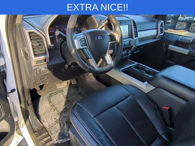 Used 2020 White Ford Lariat image 12