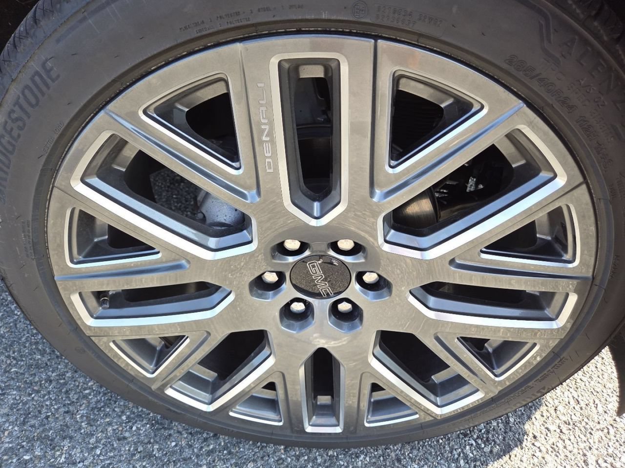Used 2025 Downpour Metallic GMC Denali Ultimate image 18