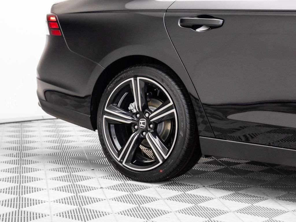 New 2026 Crystal Black Pearl Honda SE image 35