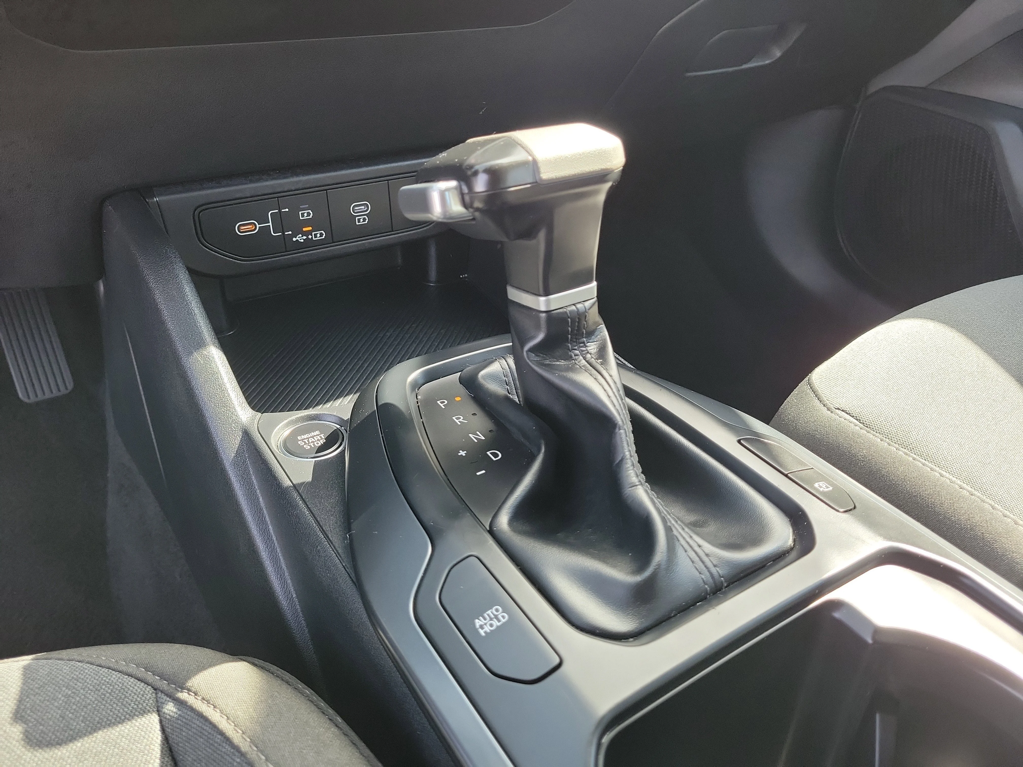 Used 2025 Deep Sea Blue Kia LXS image 22