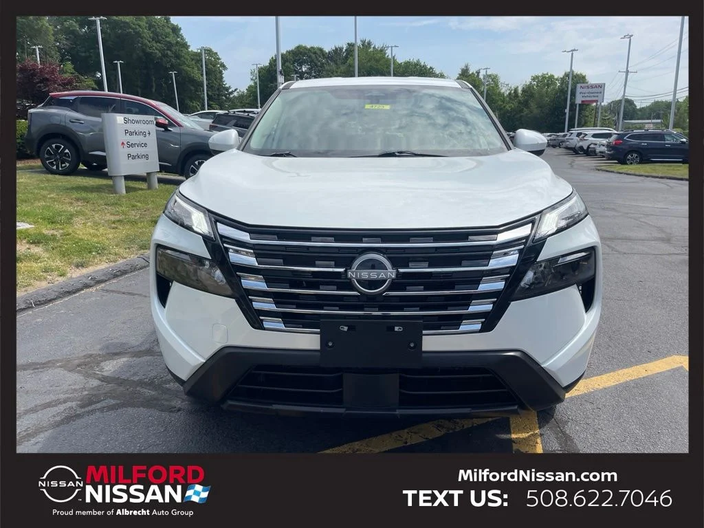Certified Used 2025 White Nissan SV image 7