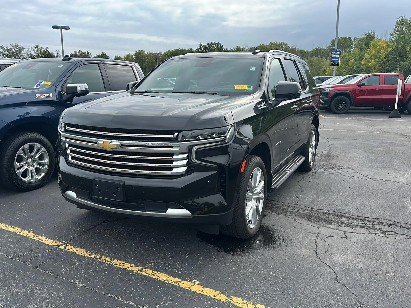 Used 2024 Black Chevrolet High Country image 5