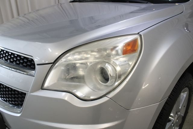Used 2014 Silver Ice Metallic Chevrolet LTZ image 32
