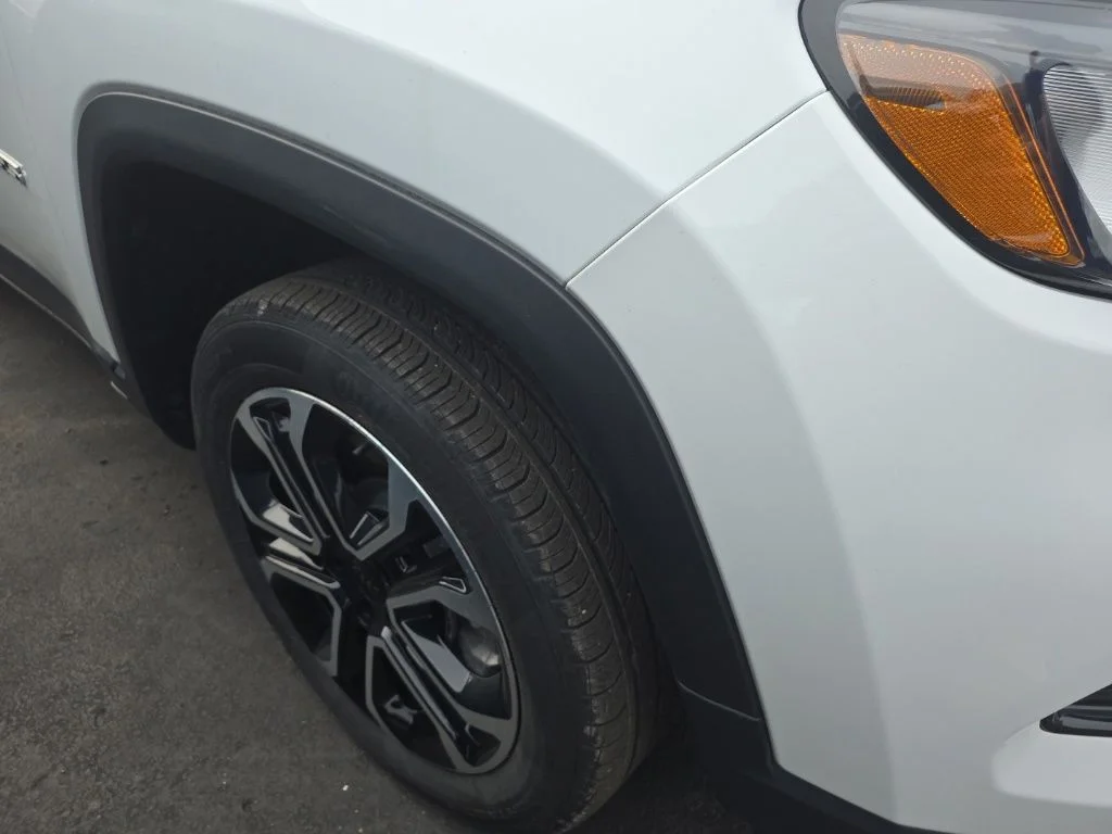 Used 2023 White Jeep Limited image 15