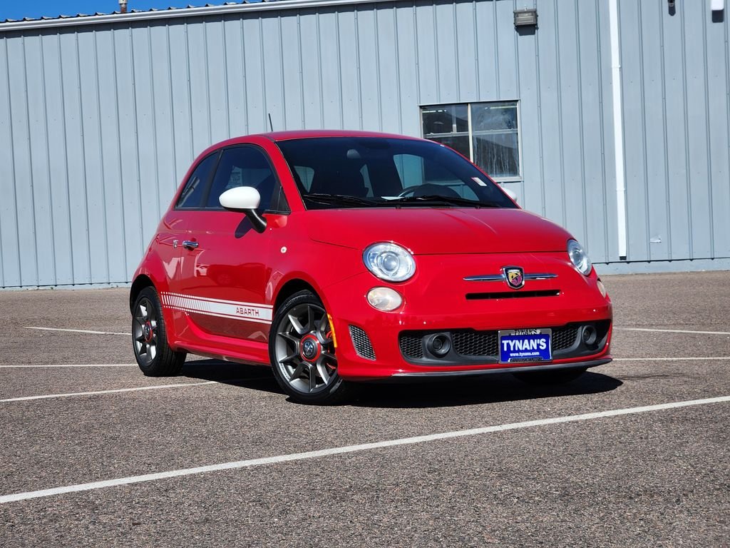2015 FIAT 500 Abarth's photo