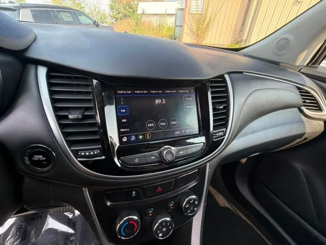 Used 2022 Red Chevrolet LT image 22