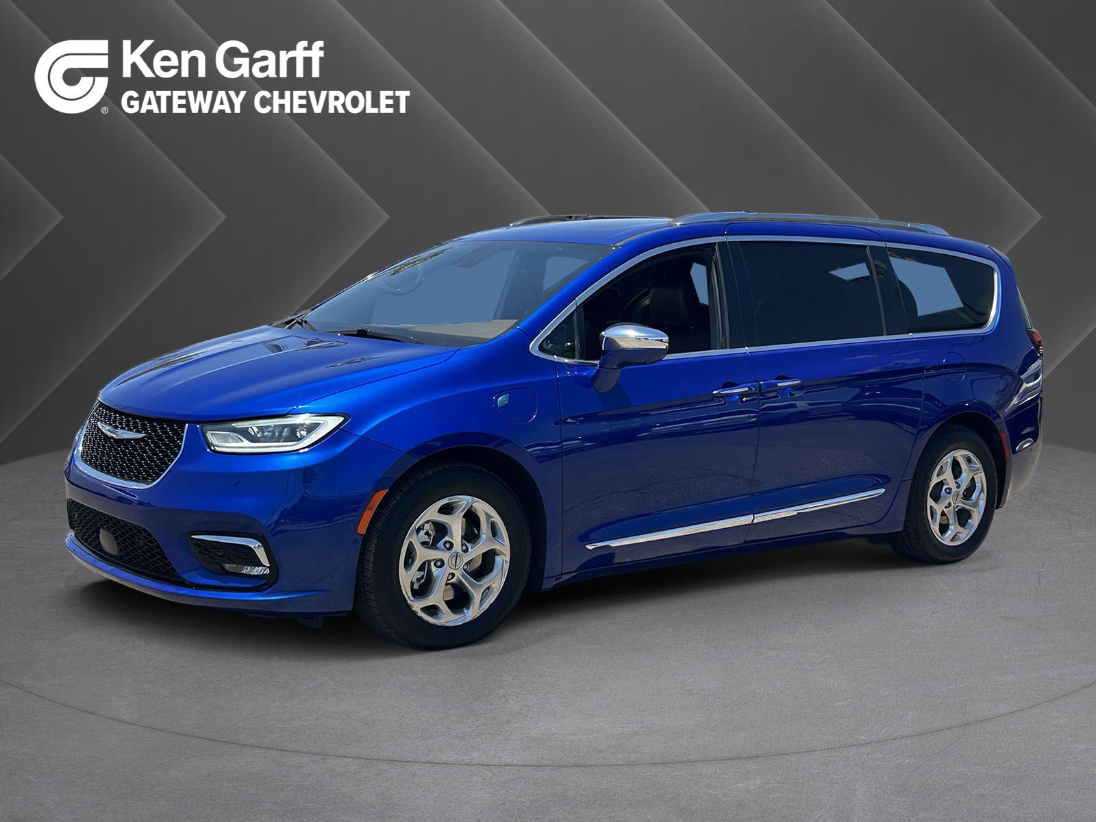 2021 Chrysler Pacifica Hybrid Limited Hybrid's photo