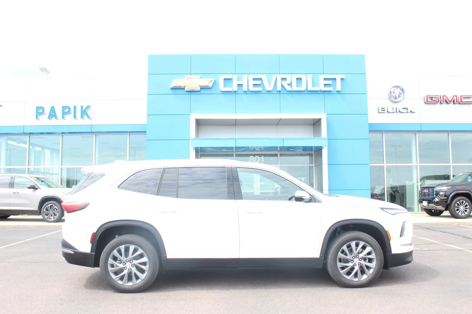 2026 Buick Enclave Preferred AWD's photo
