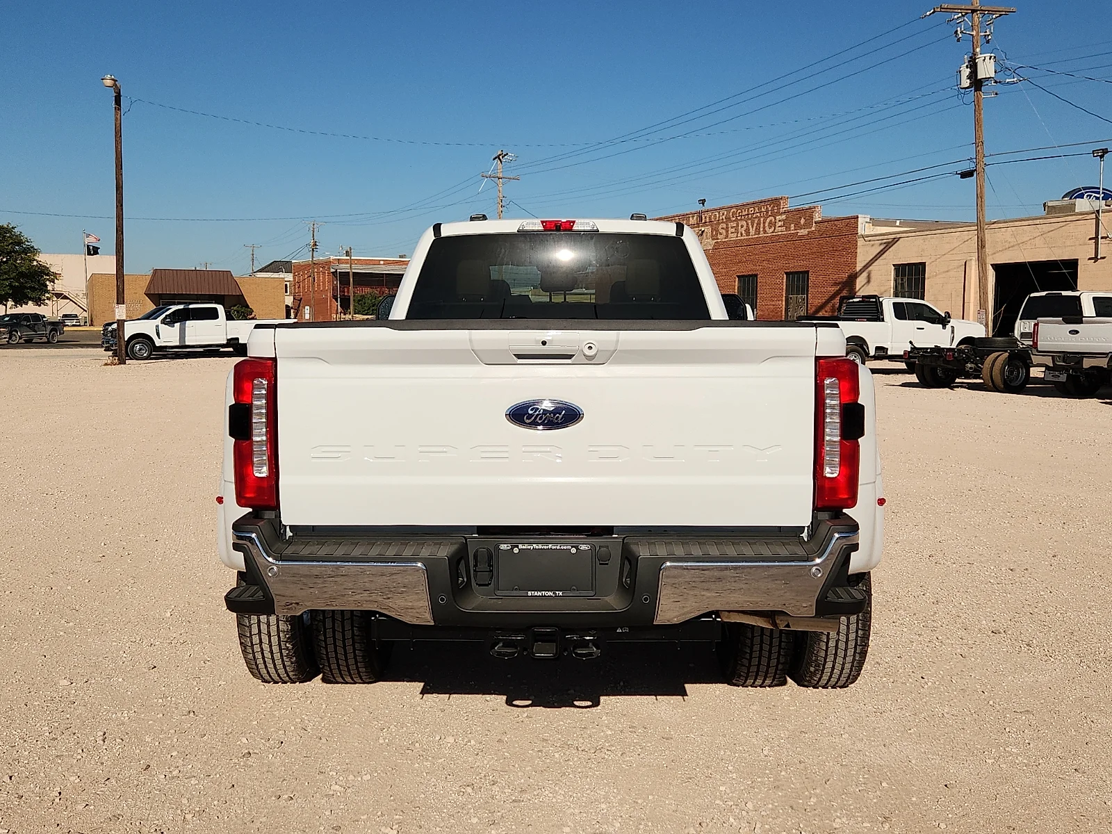 New 2026 Oxford White Ford Lariat image 6