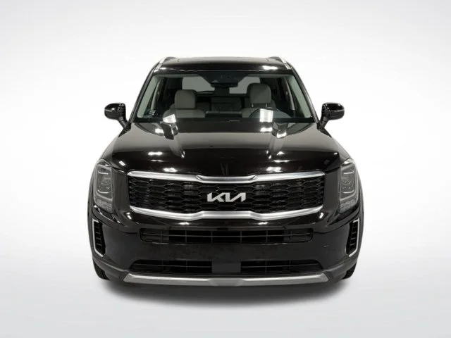 Used 2022 Black Kia EX image 3