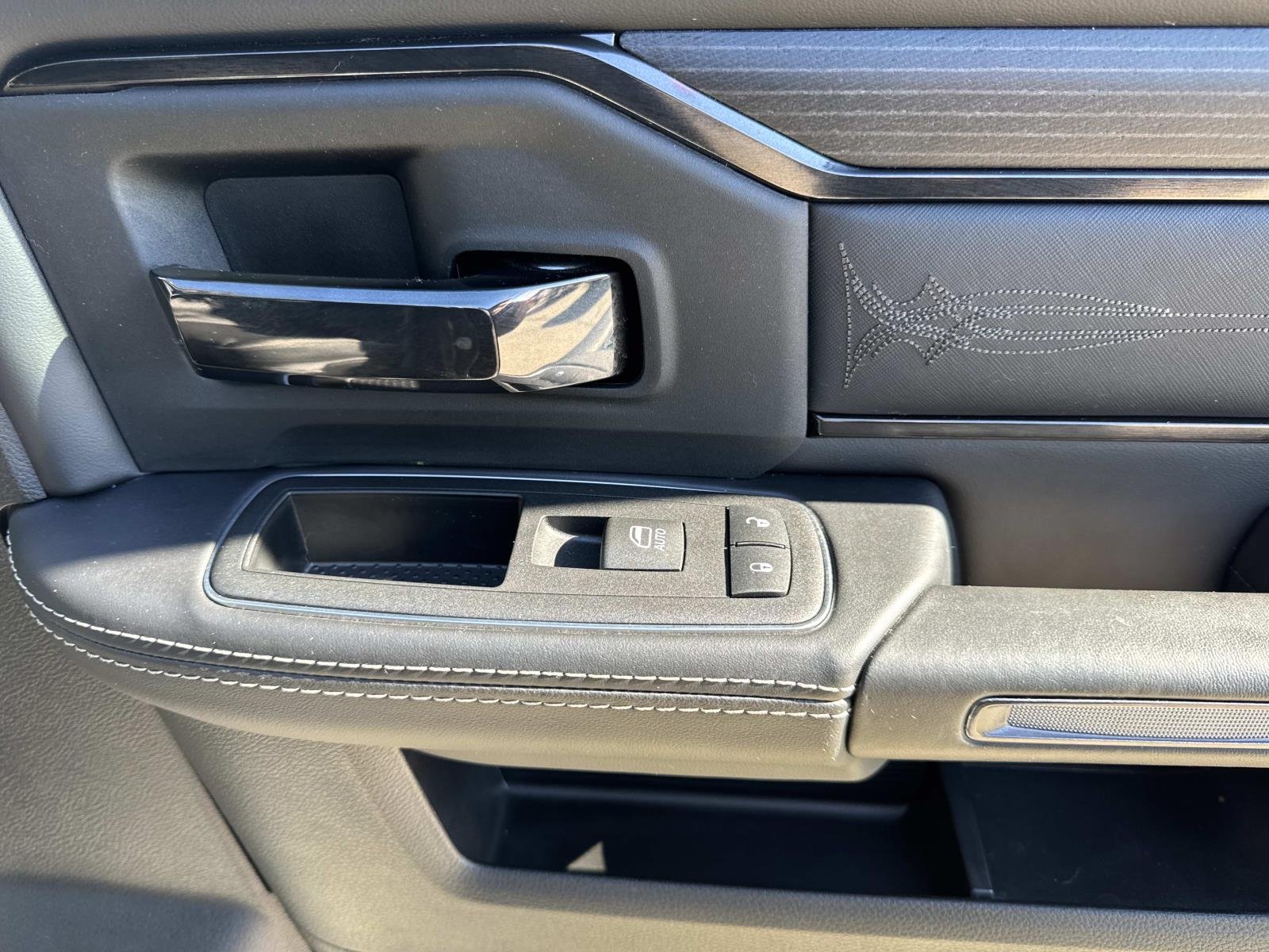 2024 RAM Ram 2500 Pickup Laramie Limited - Photo 14