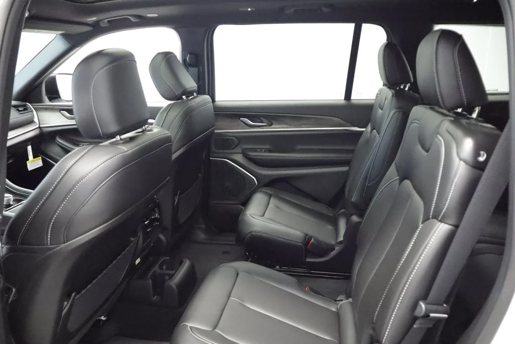 New 2026 Bright White Clearcoat Jeep Limited image 9