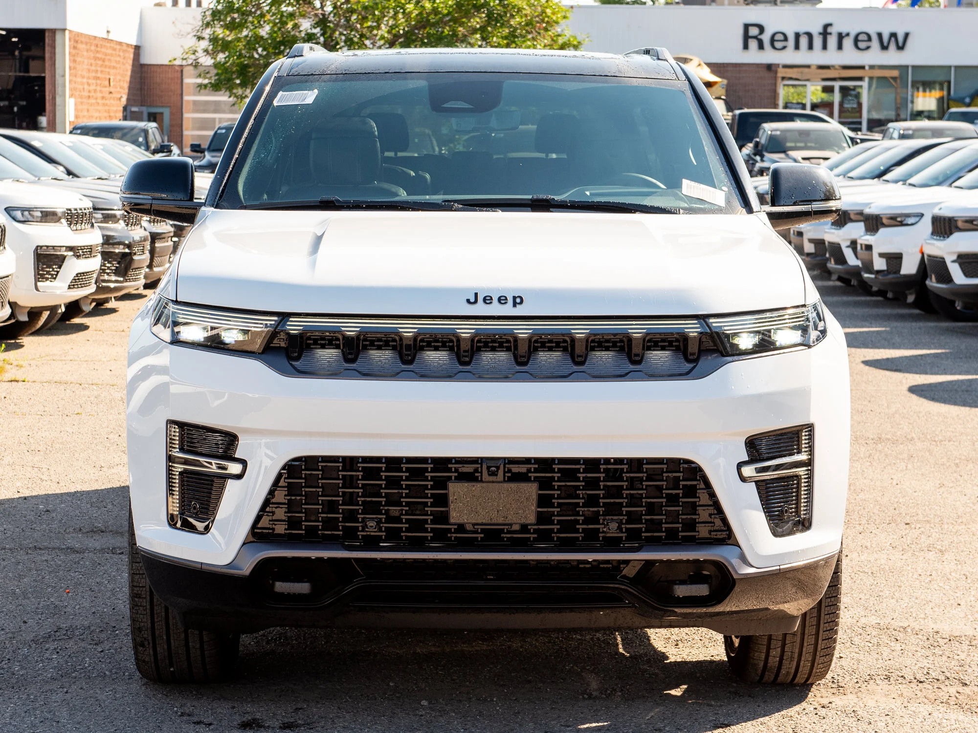 New 2026 White Jeep Summit Obsidian* image 8