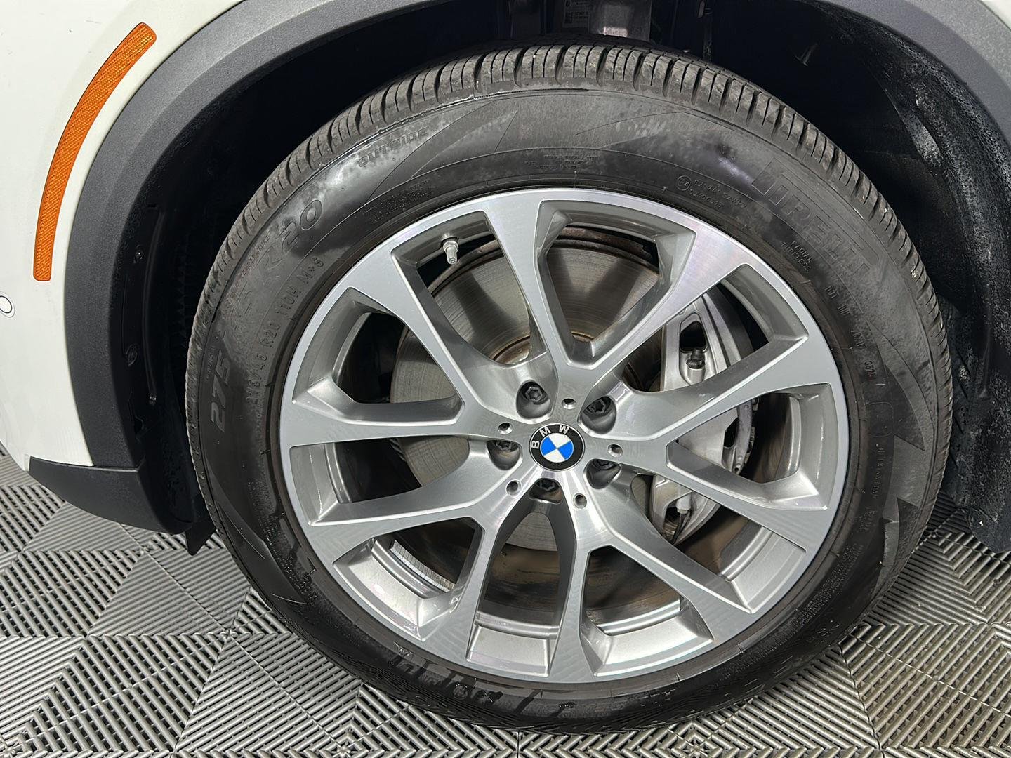 New 2026 Alpine White BMW xDrive50e image 6