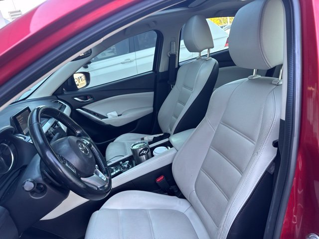 Used 2016 Red Mazda i Grand Touring image 7