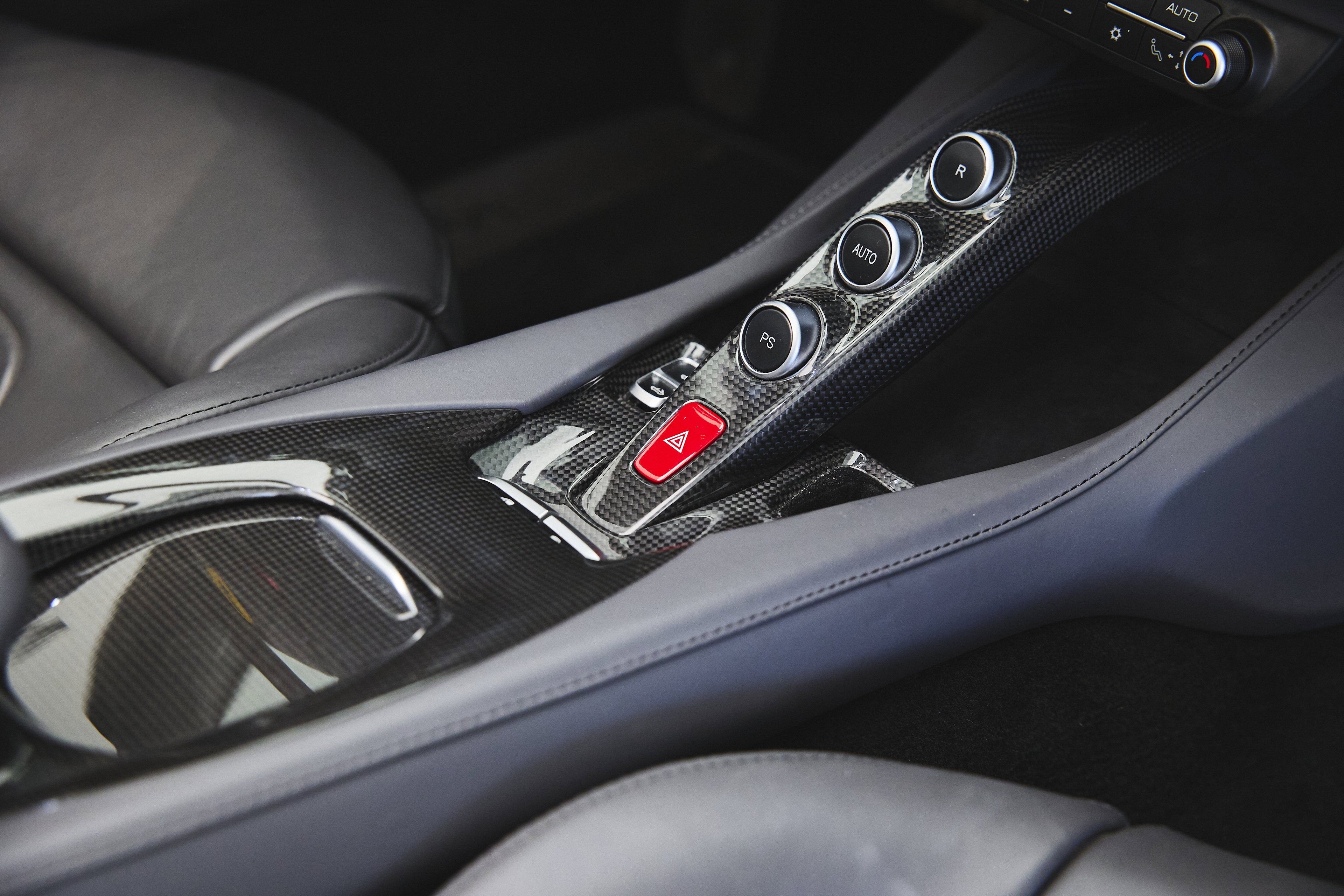 Used 2019 Grigio Silverstone Metallic Ferrari  image 37