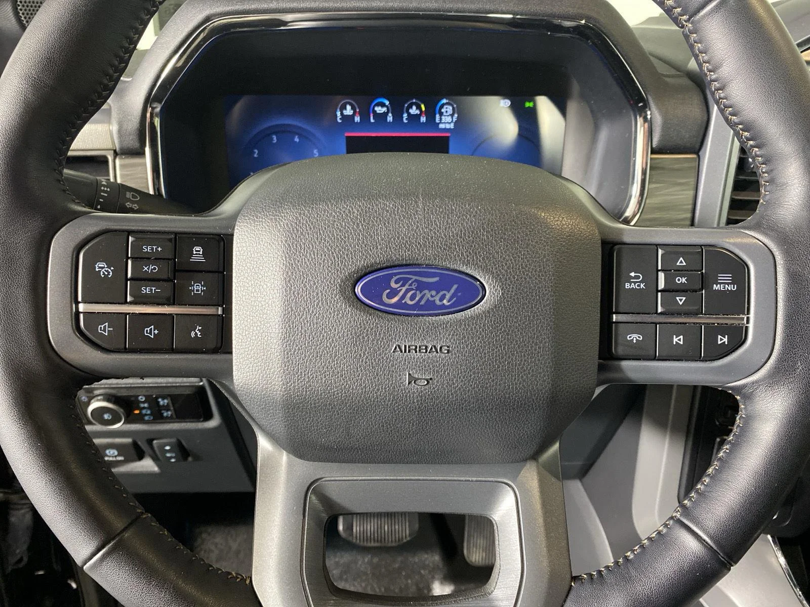 Used 2024 Blue Ford LARIAT image 14