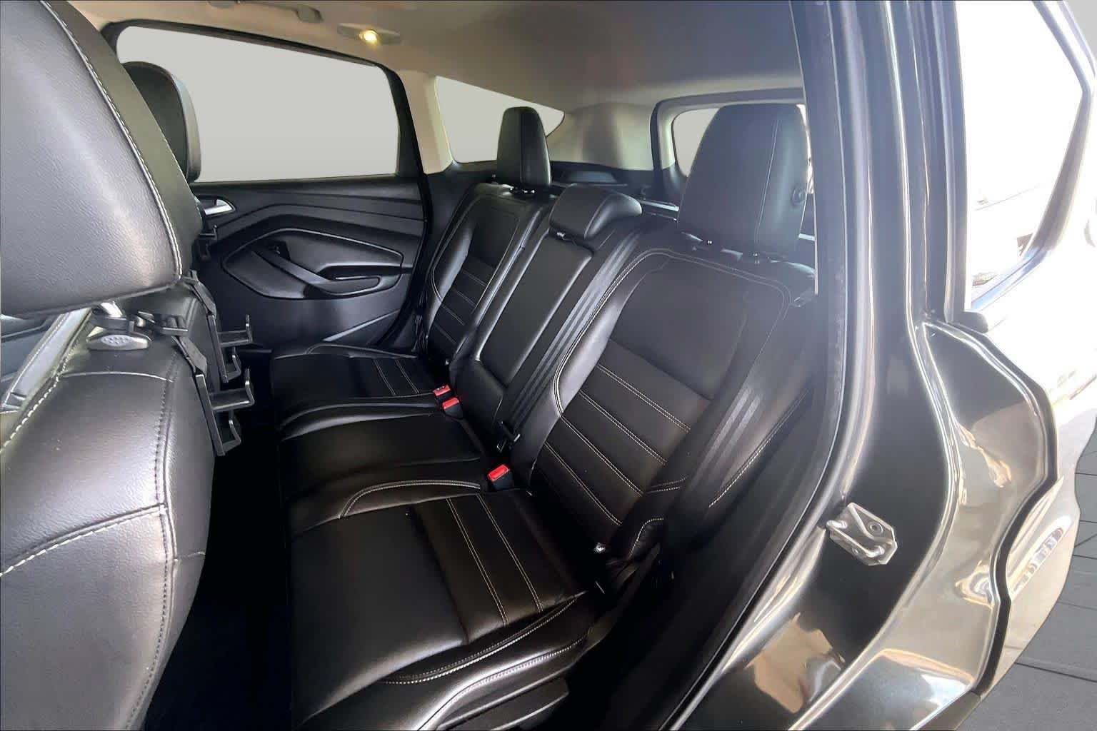 Used 2017 Magnetic Ford Titanium image 21