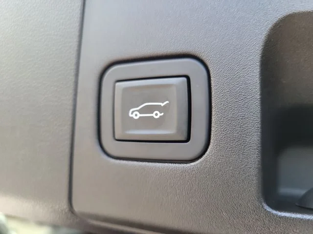 Certified Used 2019 Red Cadillac Sport image 12