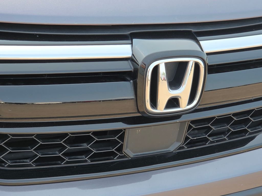 Used 2020  Honda EX image 13