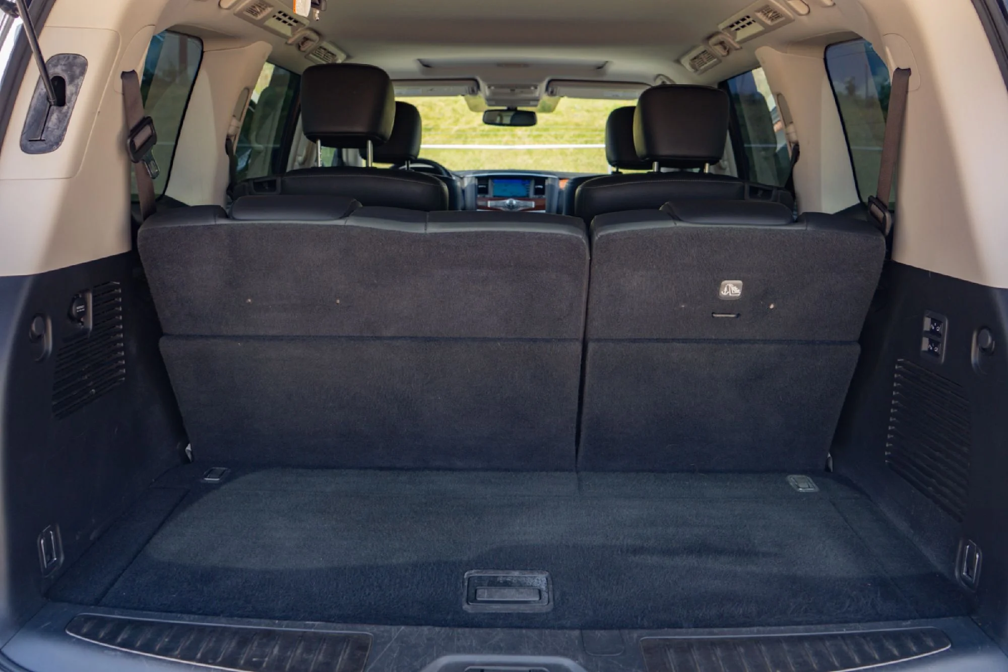 Used 2019 Silver INFINITI LUXE image 22