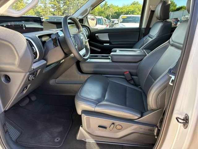 Used 2025 White Ford Active image 10