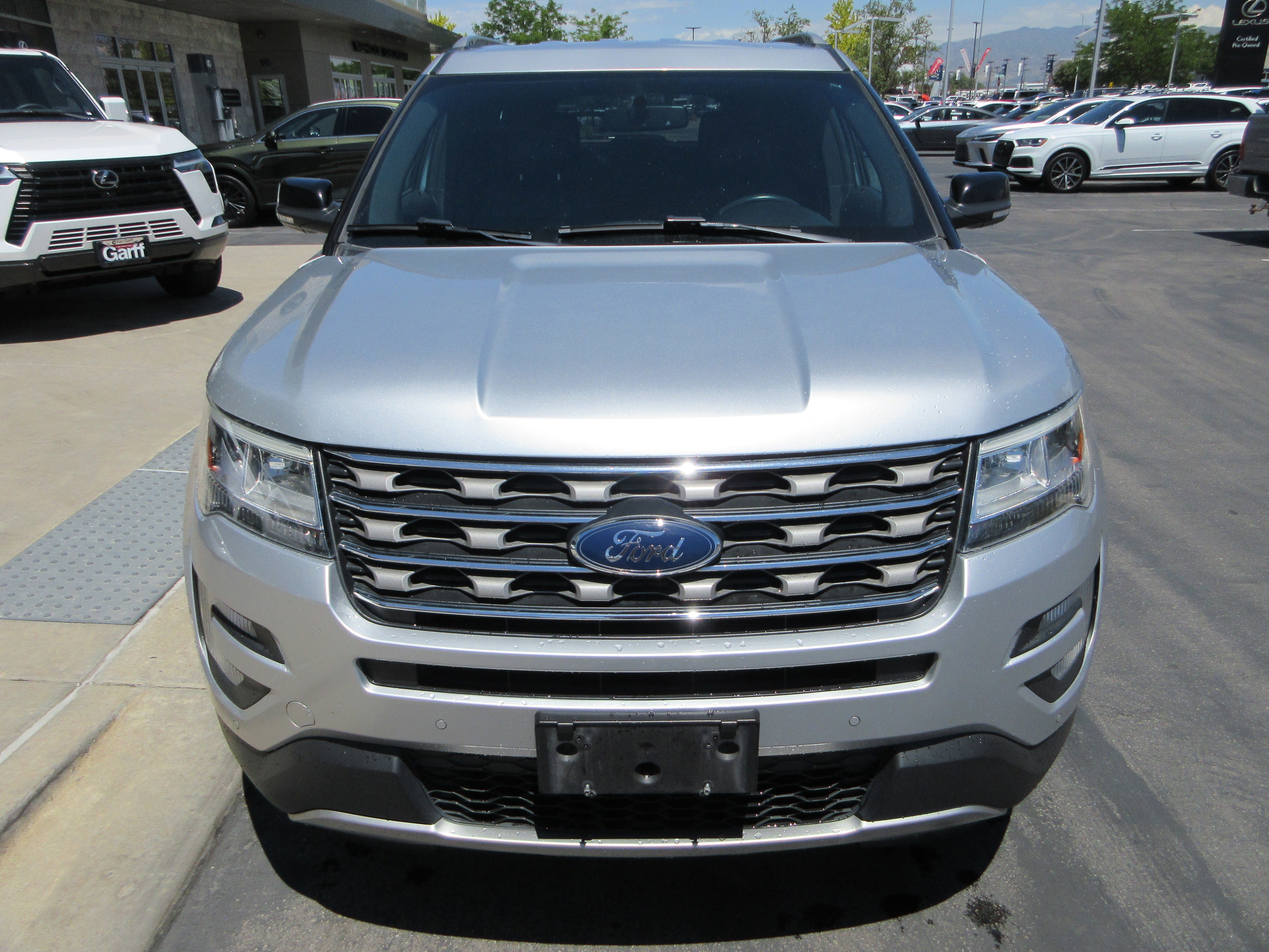 Used 2017 Ingot Silver Metallic Ford XLT image 15