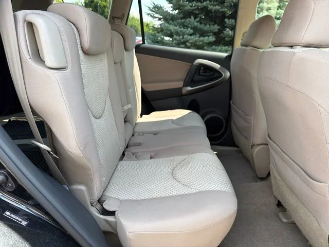 Used 2008 Black Toyota Base image 25