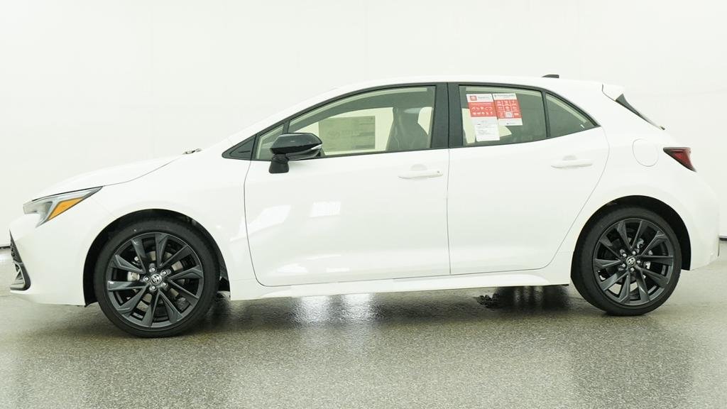 New 2026 Ice Cap Toyota XSE image 2