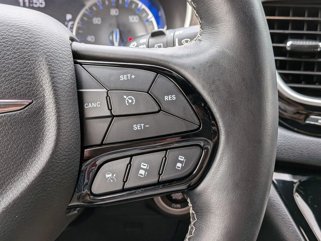 Used 2020 White Chrysler Launch Edition image 16