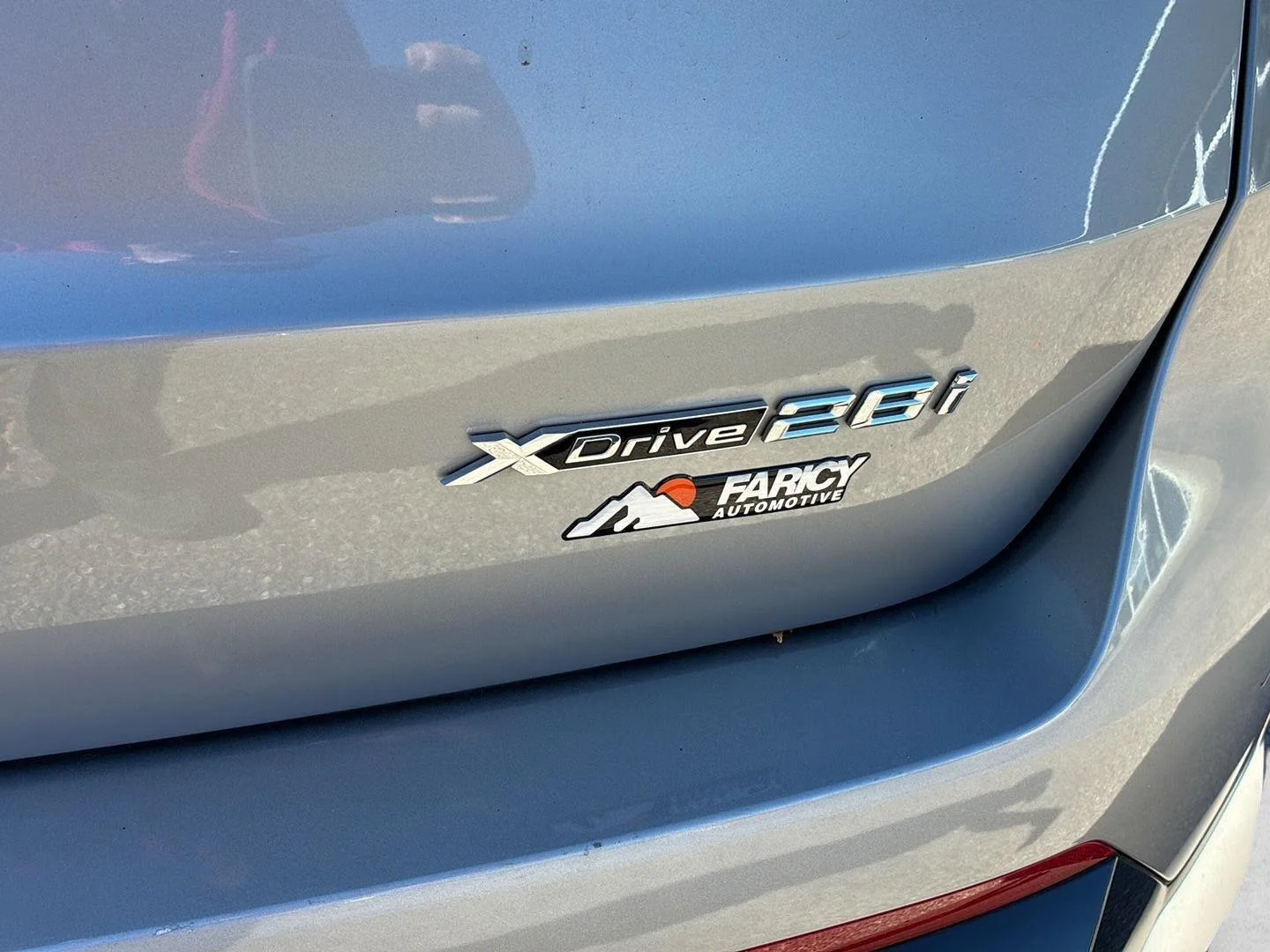 Used 2023 Space Silver Metallic BMW xDrive28i image 9