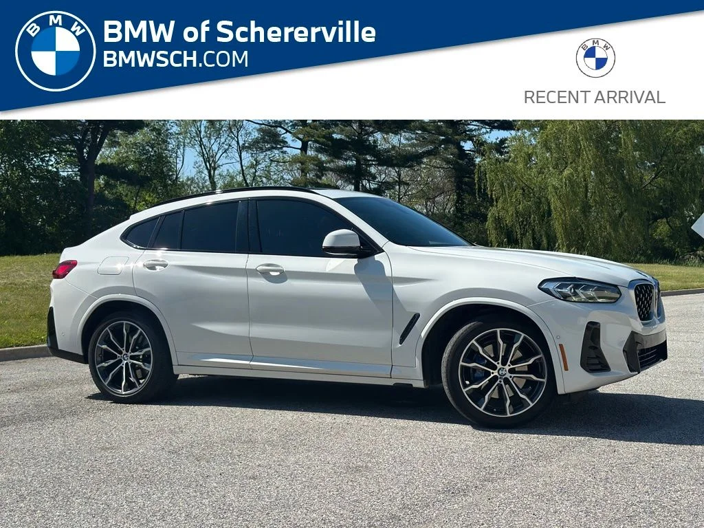 2022 BMW X4 xDrive30i's photo