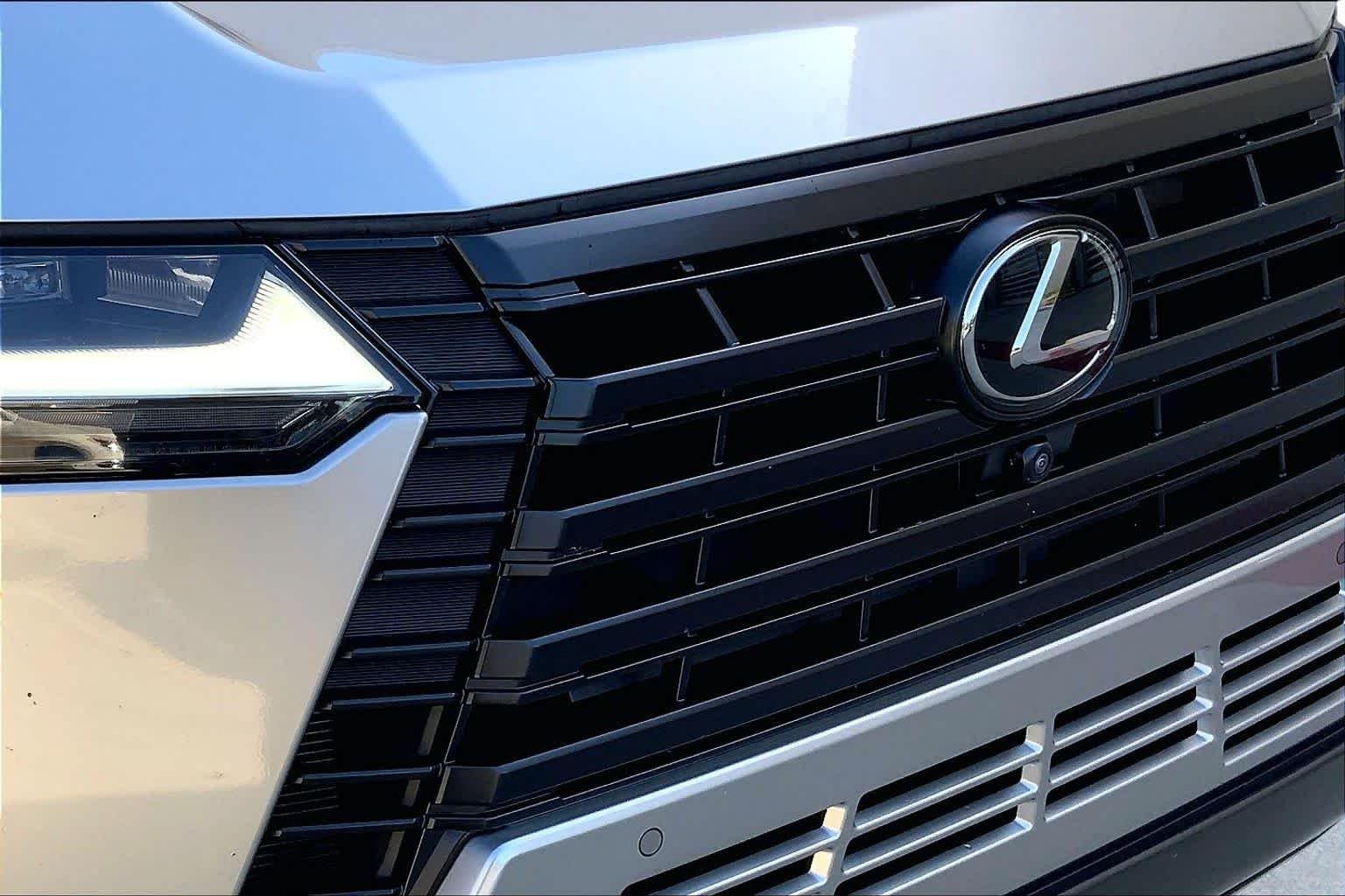 Used 2025 Atomic Silver Lexus Luxury+ image 62