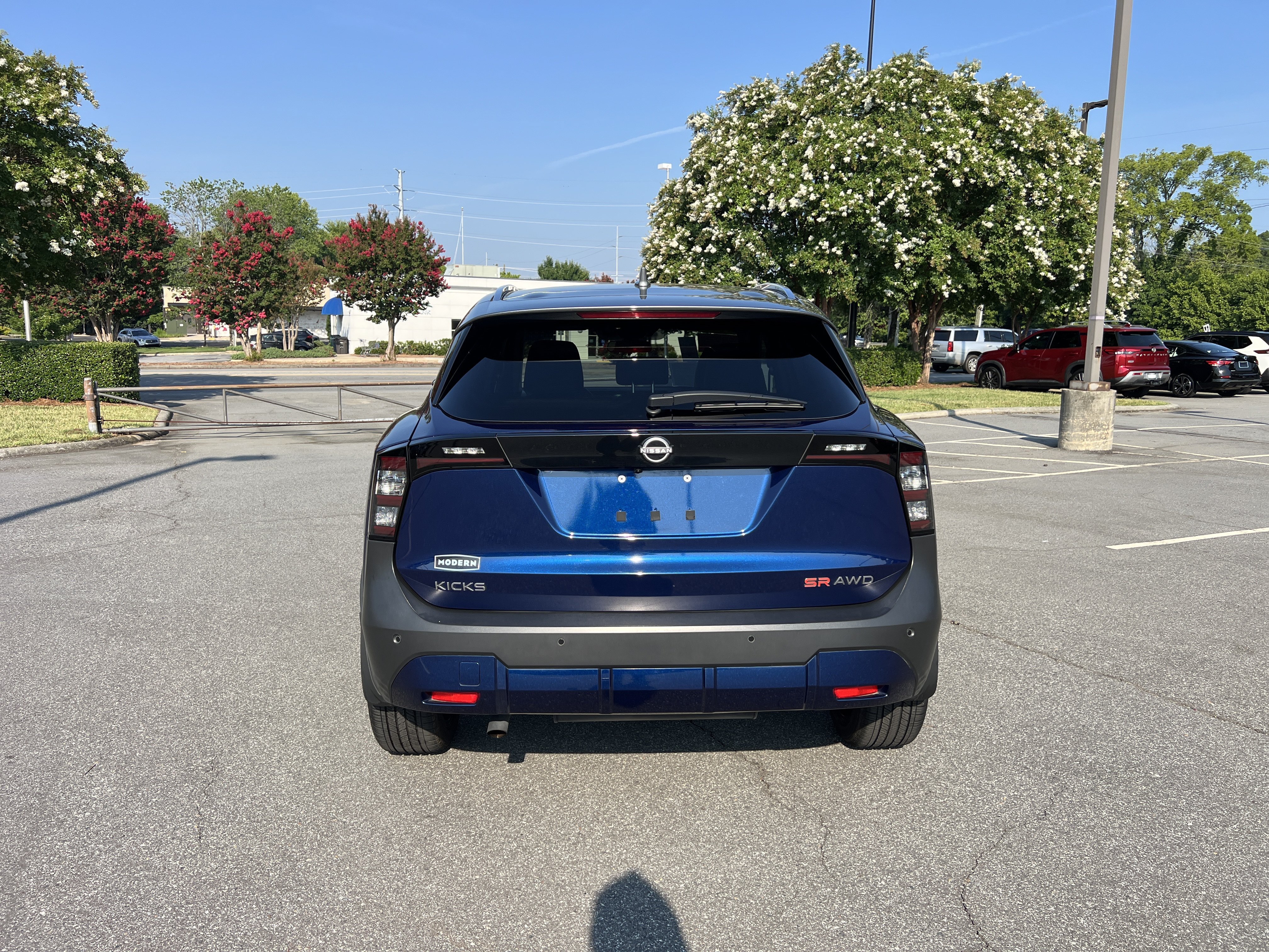 Certified Used 2025 Deep Blue Pearl/Gun Metallic Nissan SR image 6
