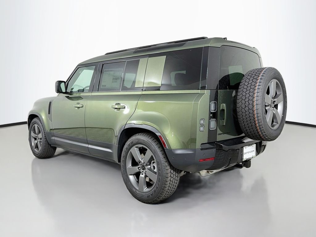 New 2026 Woolstone Green Land Rover S image 7
