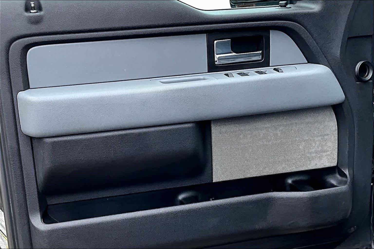Used 2014 Sterling Gray Metallic Ford XLT image 22