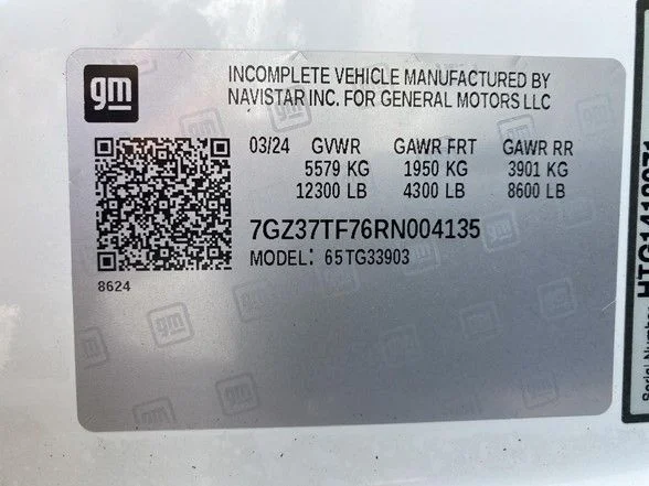 Used 2024 White GMC Work Van image 51