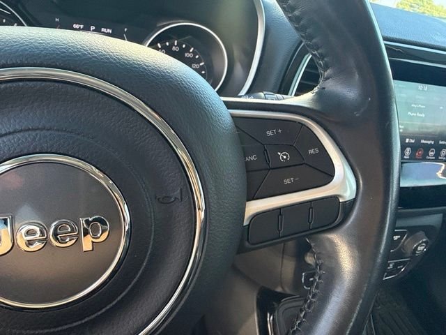 Used 2019 White Jeep Latitude image 19