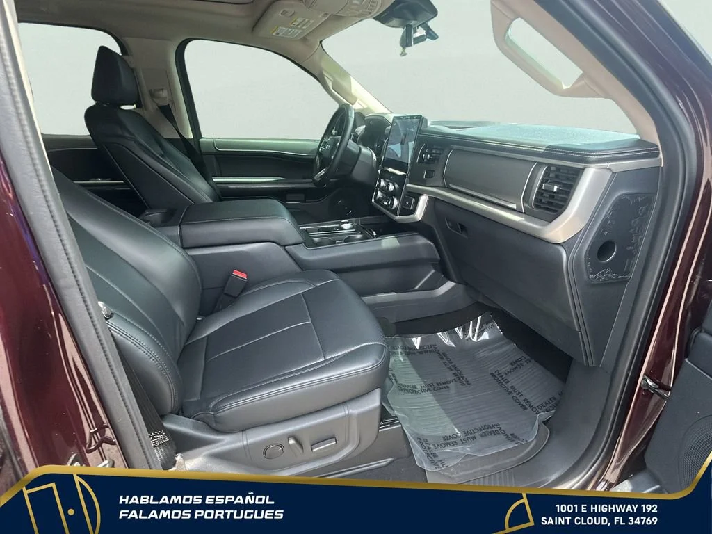 Used 2024 Red Ford XLT image 29